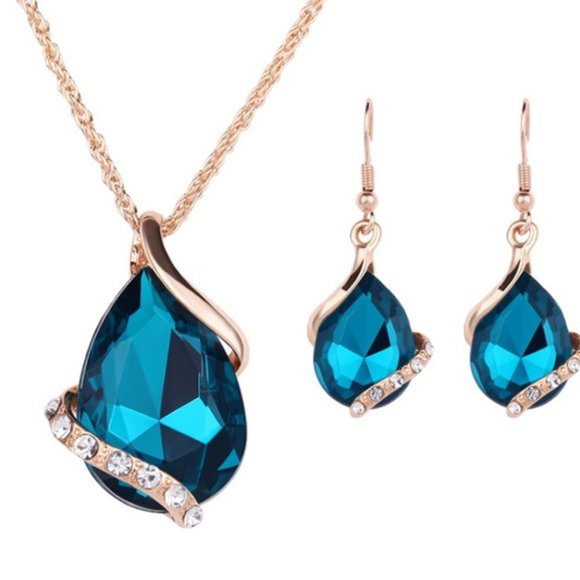 Turquoise Teardrop and Rhinestone Neckace Set - Picture 1 of 6